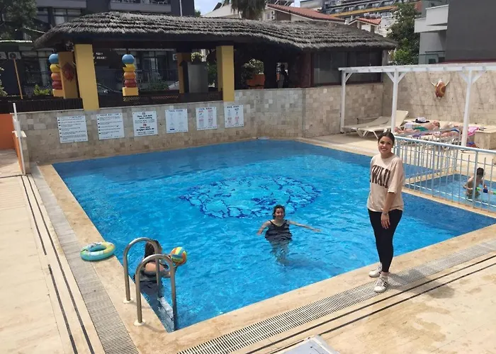 Safari Suit Hotel Lägenhetshotell Side