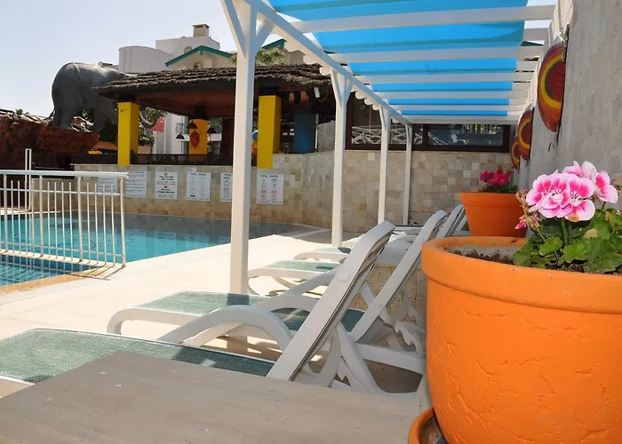 Safari Suit Hotel Lägenhetshotell 4*