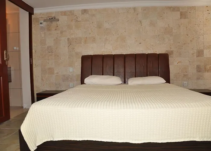 Safari Suit Hotel 4*