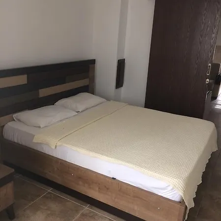 Safari Suit Hotel 4*