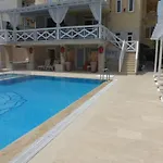 Safari Apartahotel