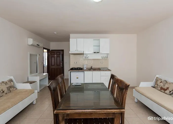 Aparthotel Safari Side