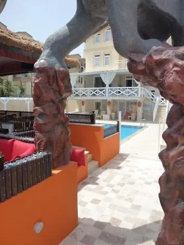 Apartmanhotel Safari Side